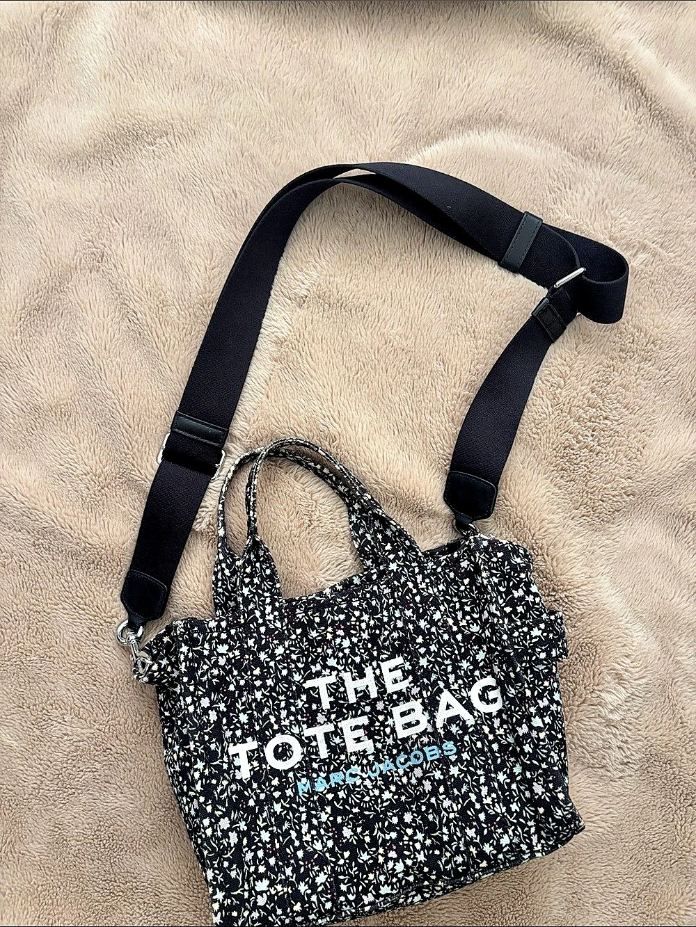 Marc Jacobs The Ditsy Floral Small Traveler Tote Bag Black & Multicolor